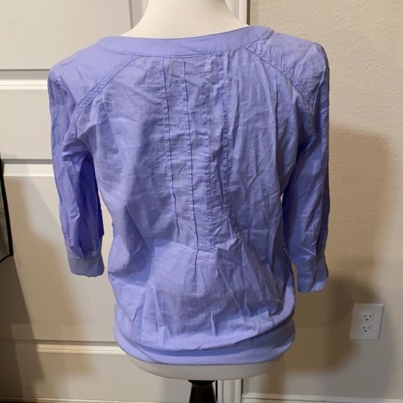 Adorable 3/4 sleeve top - Picture 3 of 4